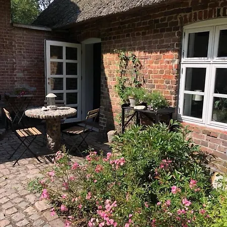 Agerfeld Gl. Skole ホルステブロー